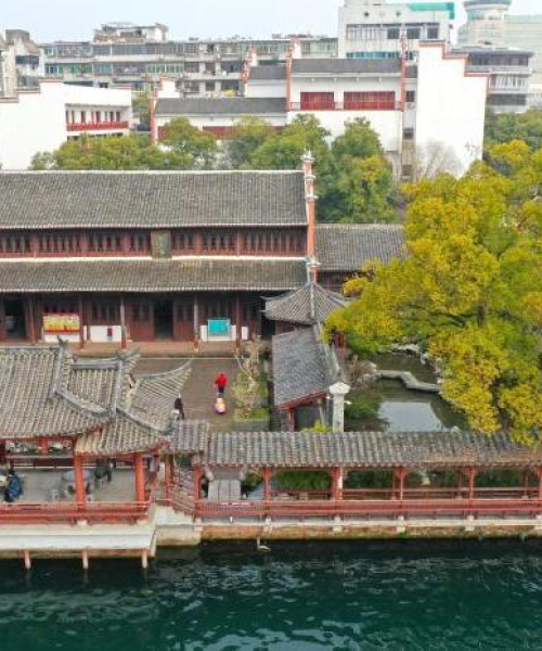 最新南昌花店花墙价格表