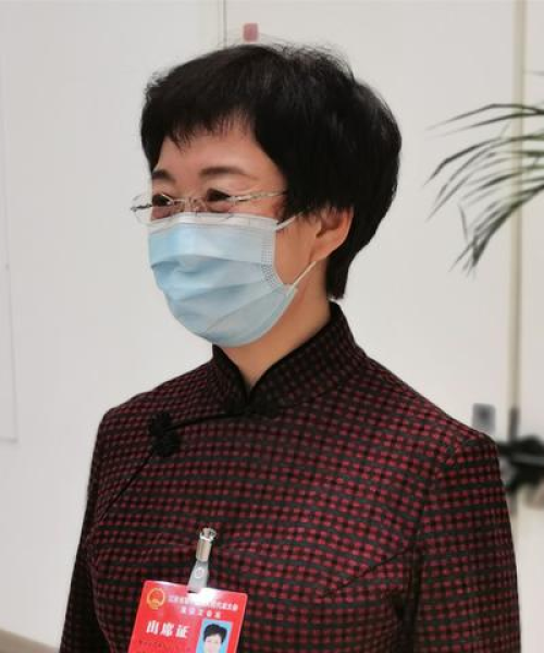 农业科技公司如何利用行业数据提升竞争力与效率